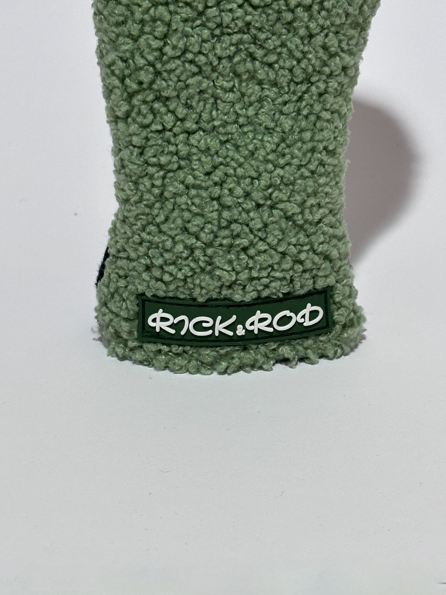 Mint Mitt Hybrid Head Cover